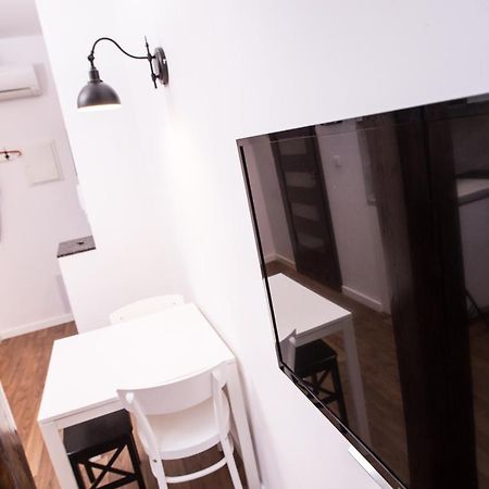 Mirror Apartments Krakow Exterior photo