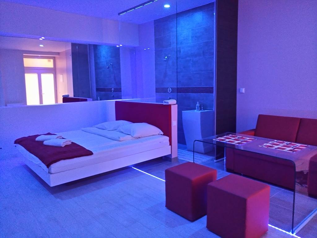 Mirror Apartments Krakow Exterior photo